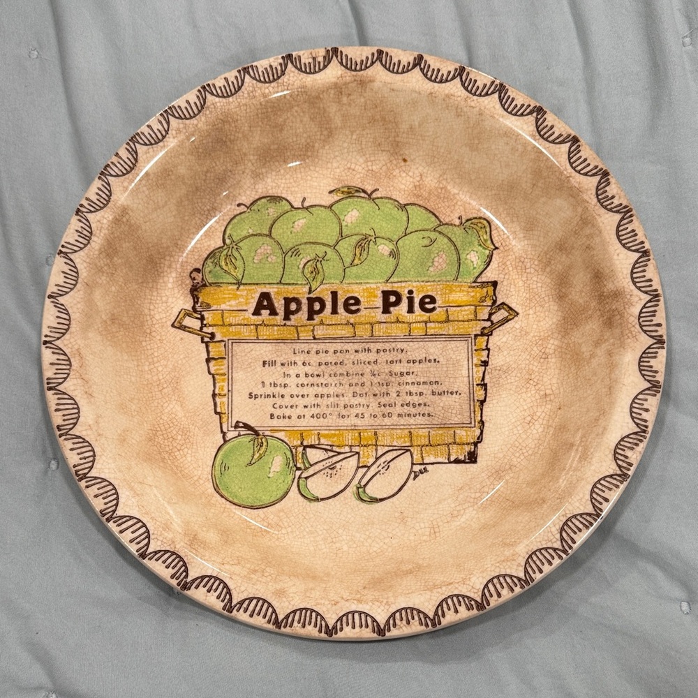 Vintage Apple Pie with Recipe Serving Dish